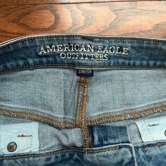 American Eagle Boy Midi Denim Short - Picture 3 of 6